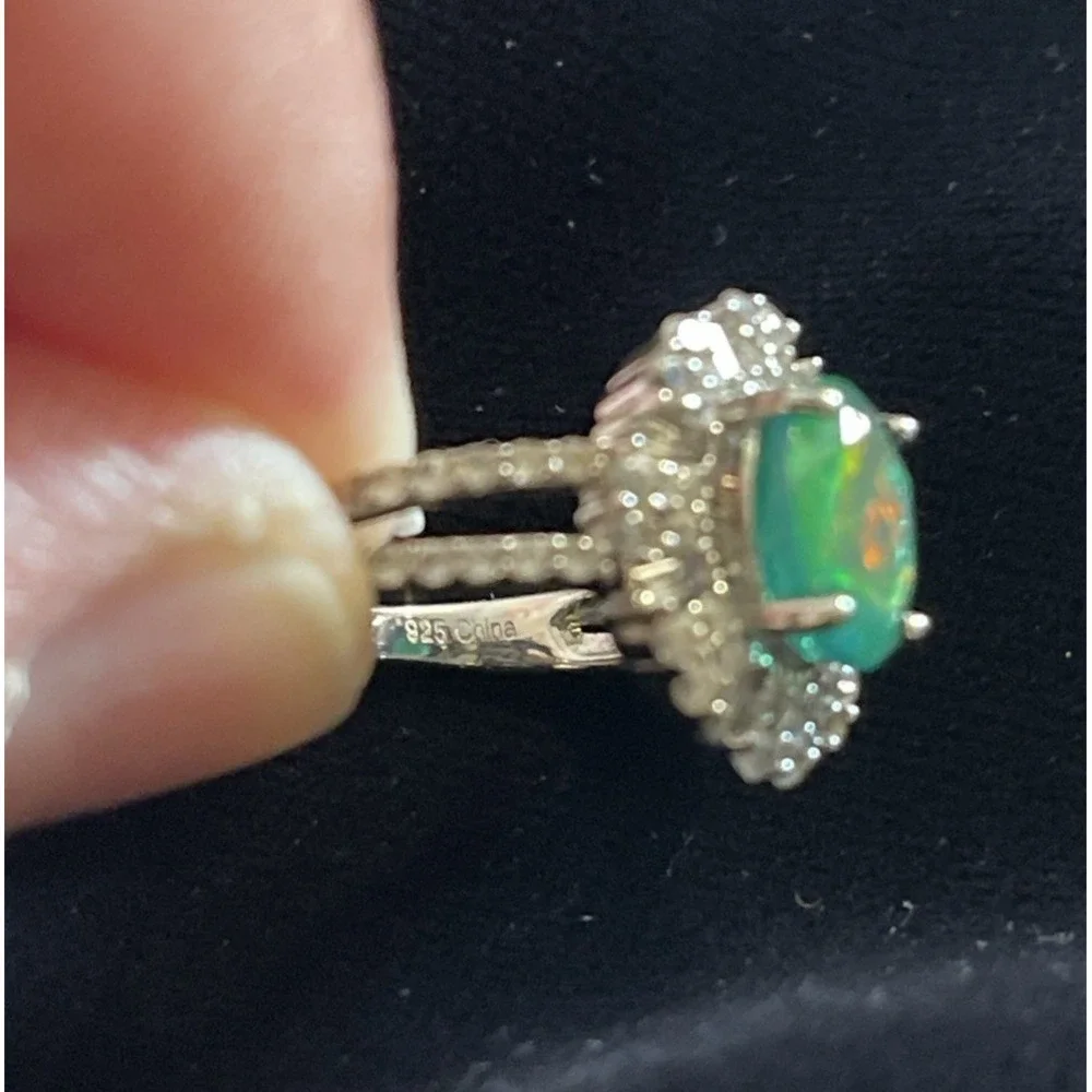 JTV‎ Green Opal 9.25 Sterling Silver Baguettes Zirconia Accent Ring Size 5